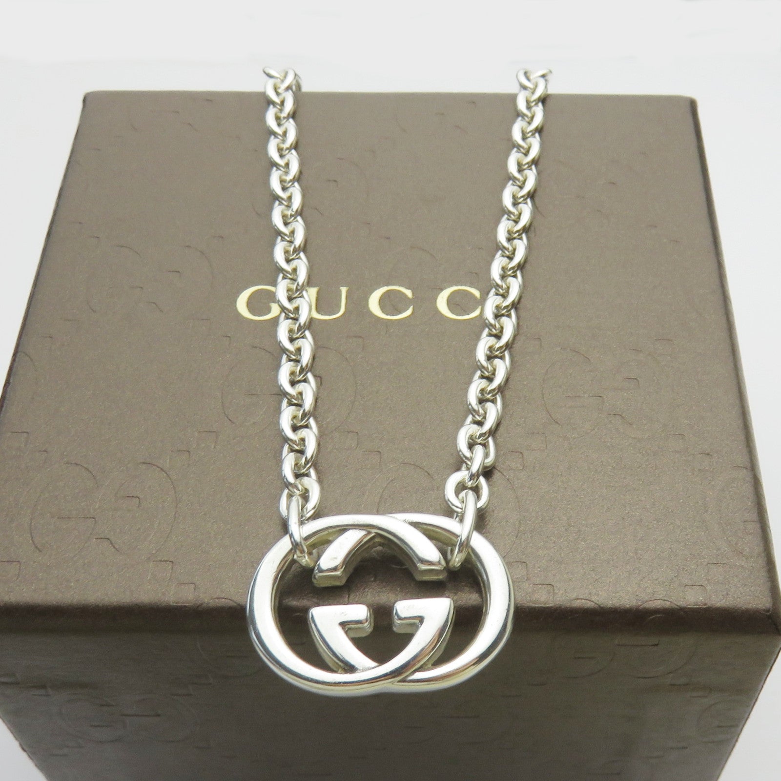 Gucci 925 Sterling Silver Interlocking G Oval Link Unisex Pendant Necklace