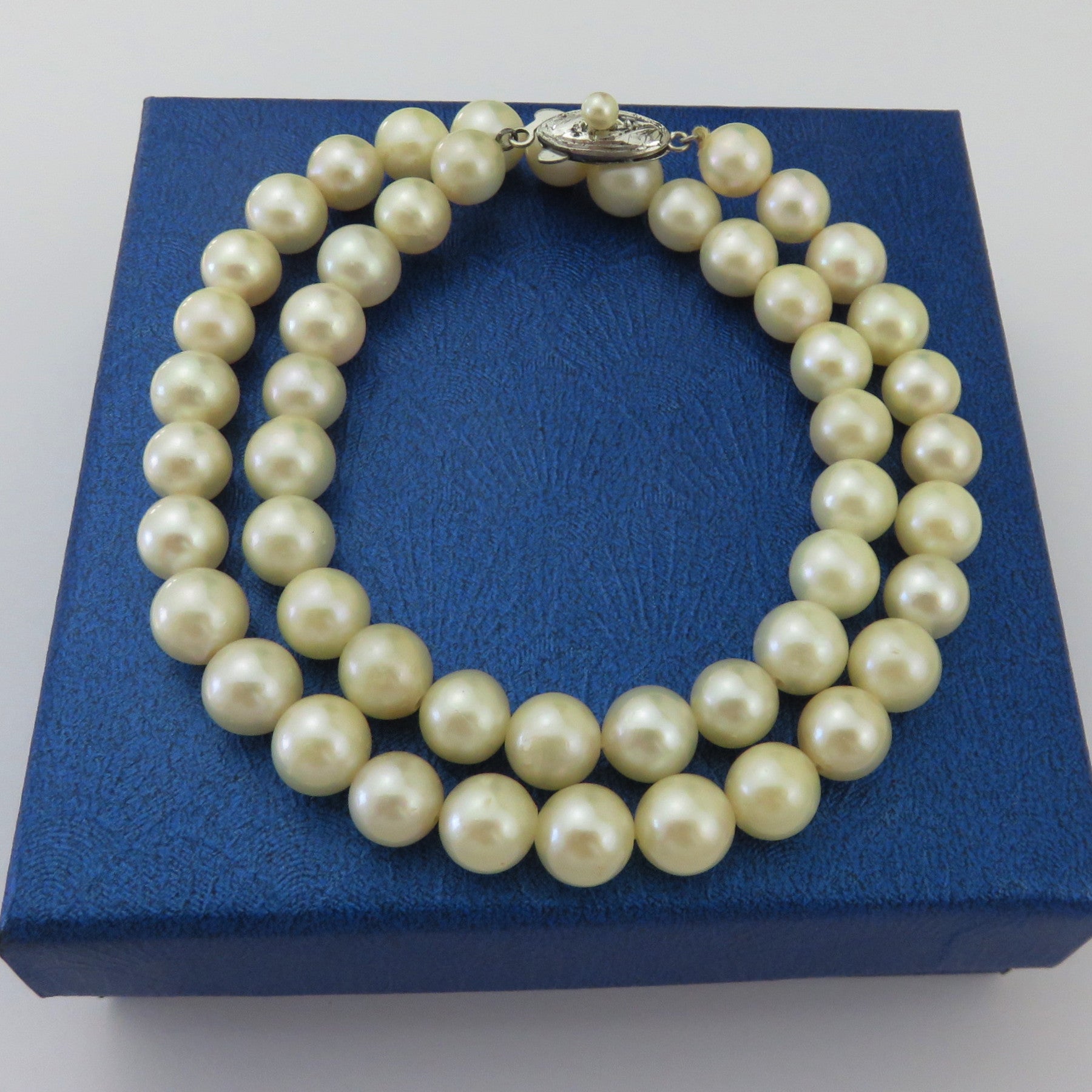 Japanese Vintage Akoya Pearl Strand Necklace 7.5-8mm Silver Clasp 39.5cm