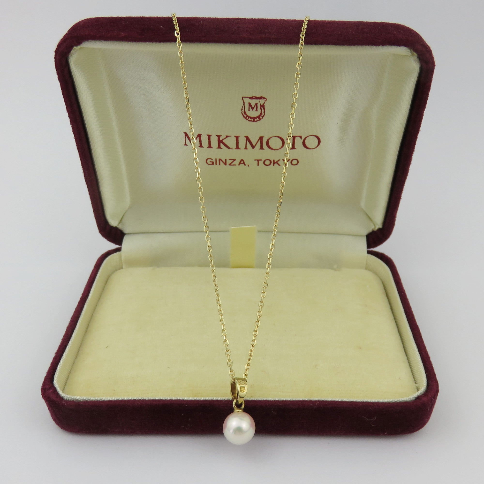 Authentic Mikimoto 14K Yellow Gold 6.7mm Akoya Pearl Pendant Necklace w/ Box
