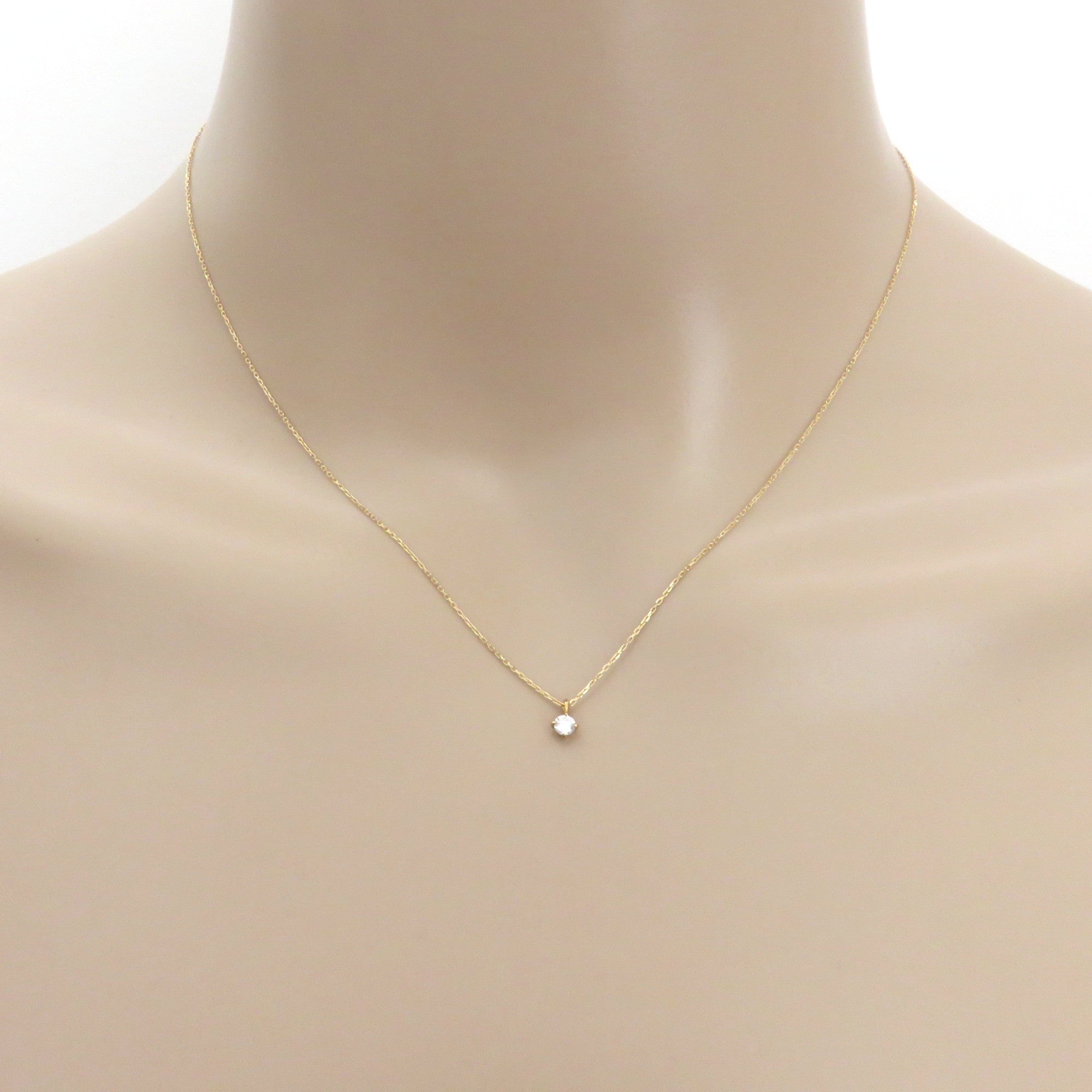 Authentic ETE 18K Yellow Gold 0.06ct Diamond Solitaire Pendant Necklace w/ Pouch
