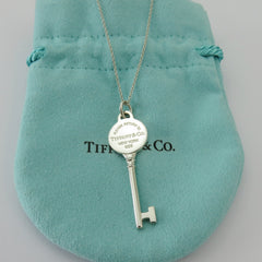 TIFFANY & CO 925 Sterling Silver Return to Tiffany Round Key Pendant Necklace 