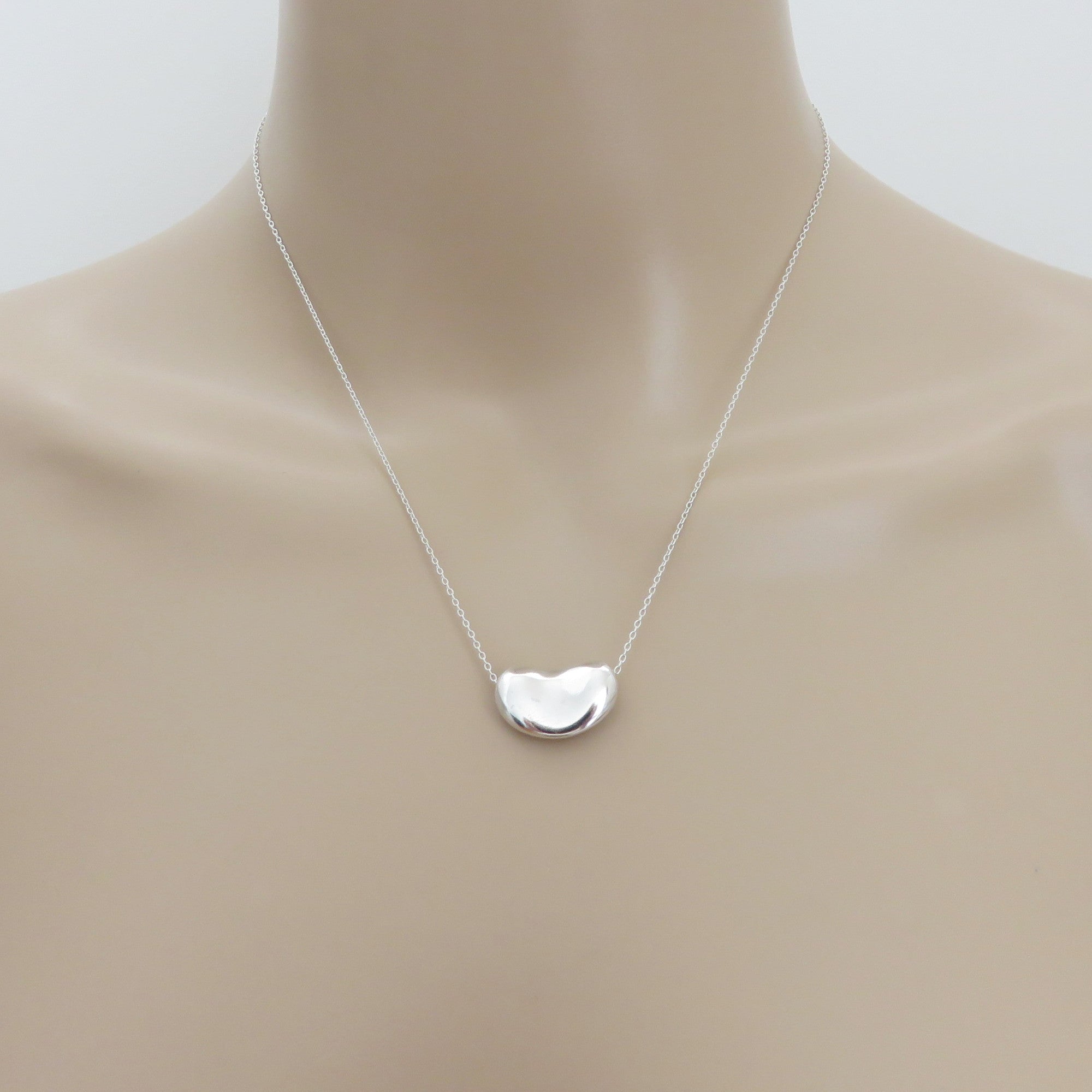 TIFFANY & CO 925 Sterling Silver Large Bean Pendant Necklace