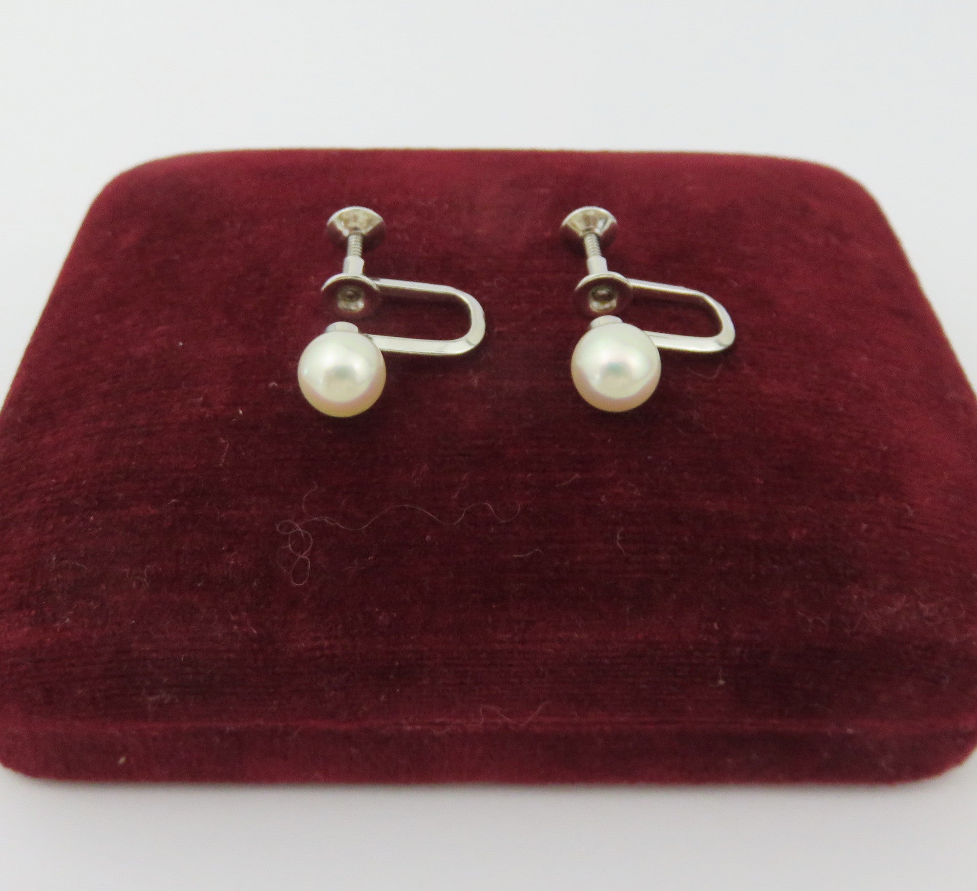 Mikimoto 925 Sterling Silver Leaf Akoya Pearl Screw On Earrings