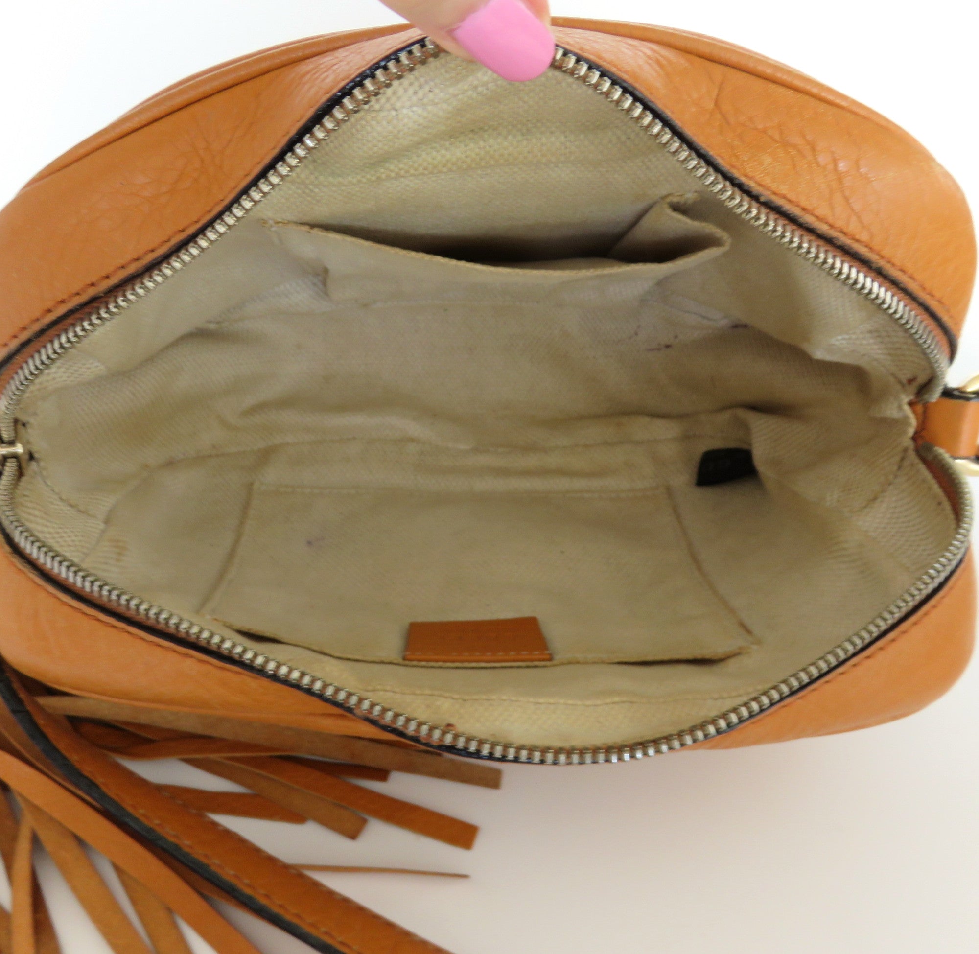 Gucci Soho Disco Crossbody Bag Tan Cognac Leather Tassel Camera Bag
