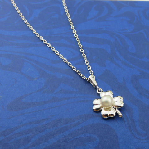 Mikimoto 925 Sterling Silver Four Leaf Clover Akoya Pearl Necklace 38cm