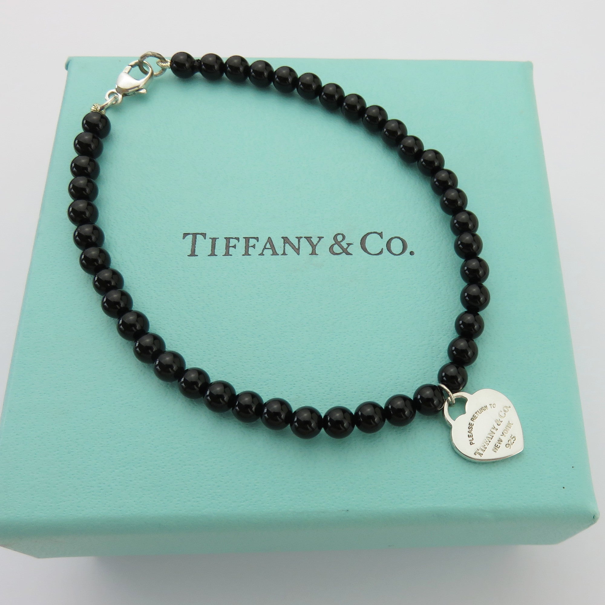 TIFFANY & CO 925 Sterling Silver Onyx Return to Tiffany Heart Mini Bead Bracelet