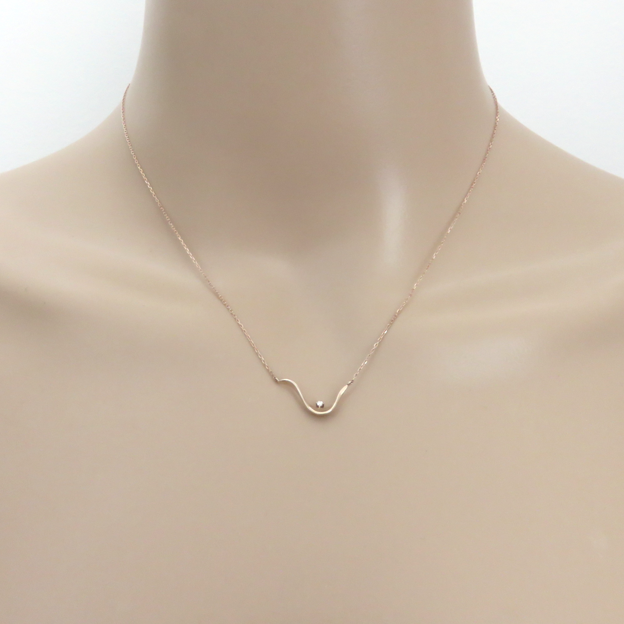 ete 10K Rose Gold Diamond Wave Necklace Japanese Designer 40cm with Box