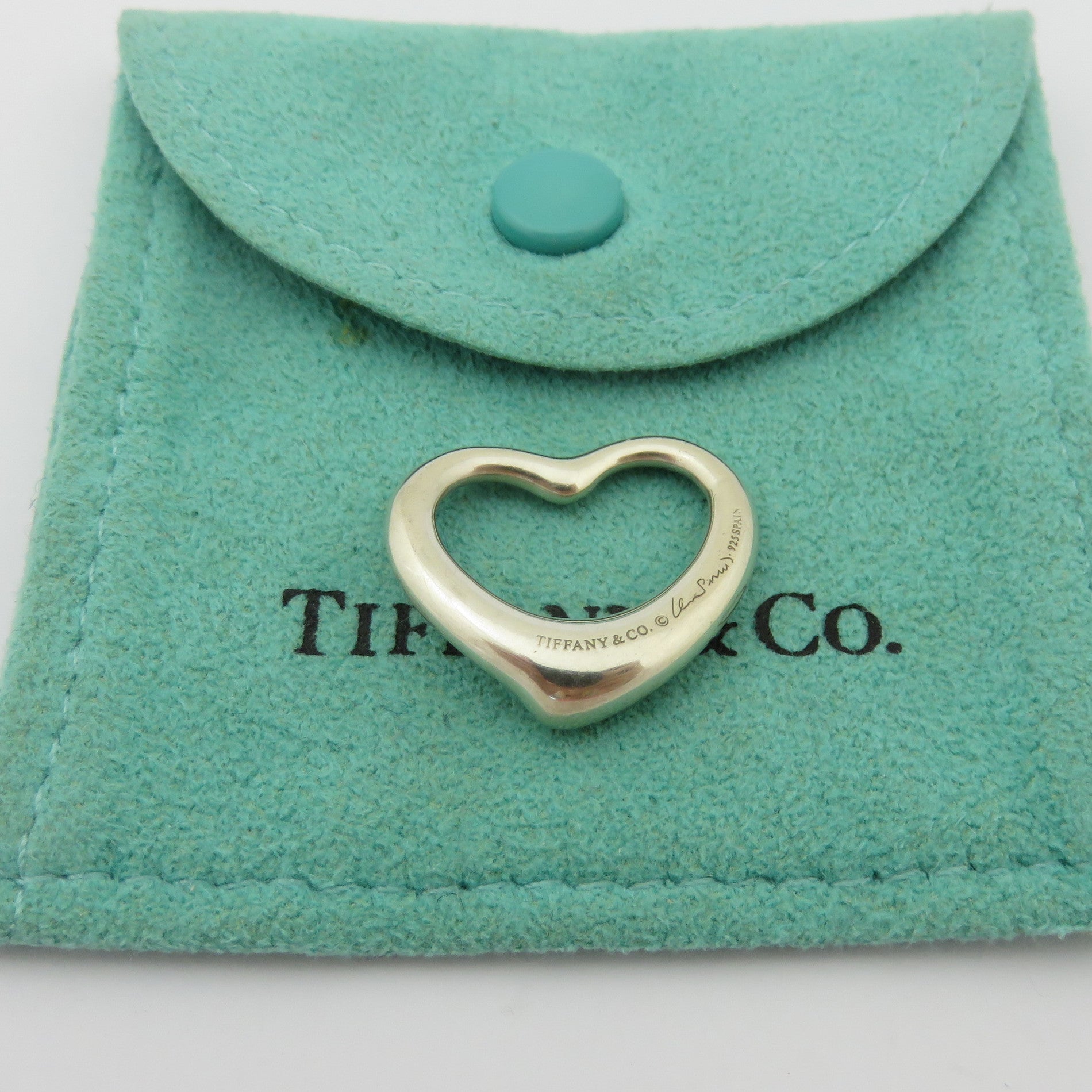 TIFFANY & CO 925 Sterling Silver Medium Open Heart Pendant Charm