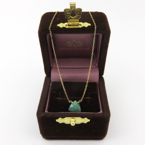 ete 10K Yellow Gold Green Gemstone Necklace Japanese Designer 40cm with Box